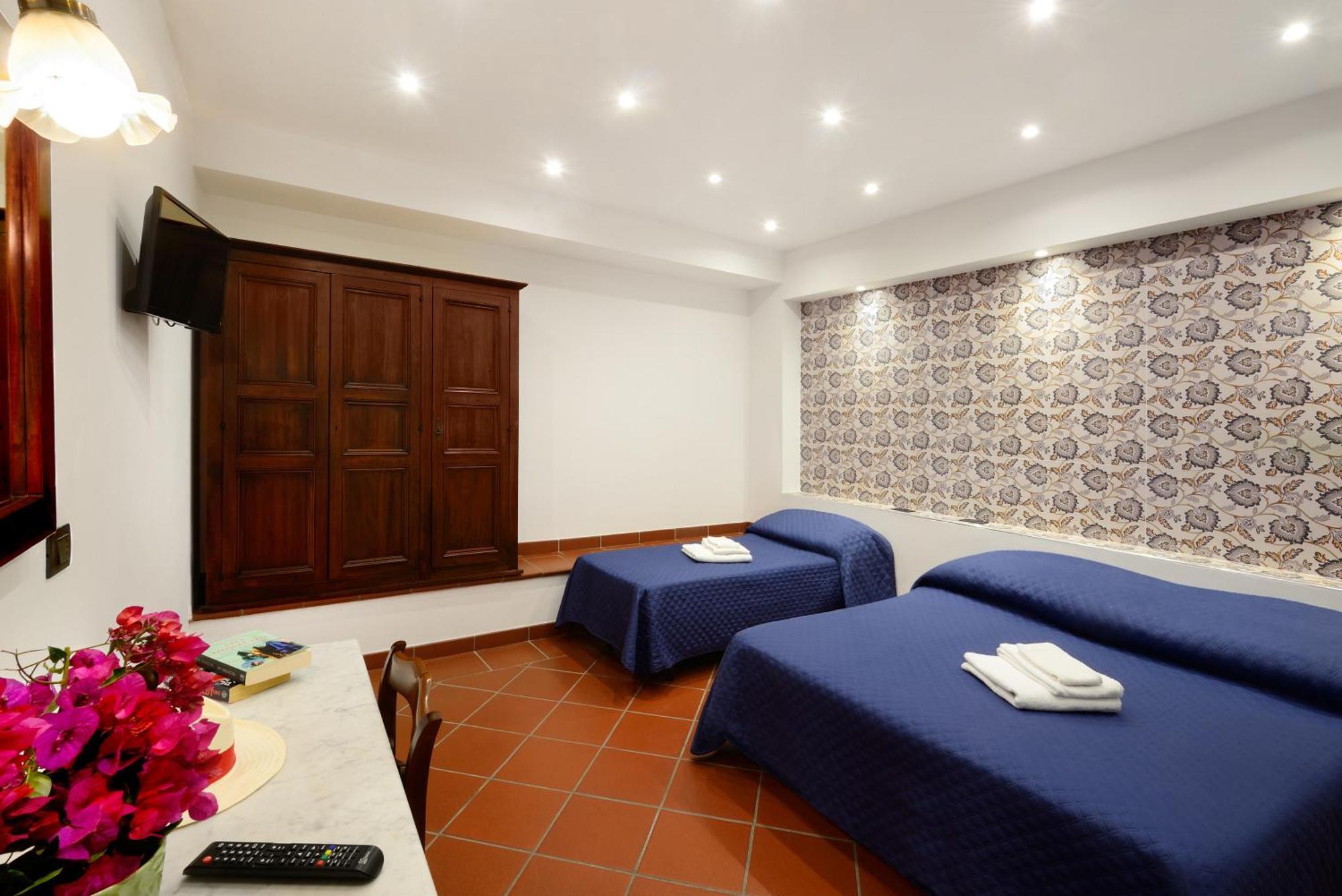Villa Dafne Alia Exterior photo