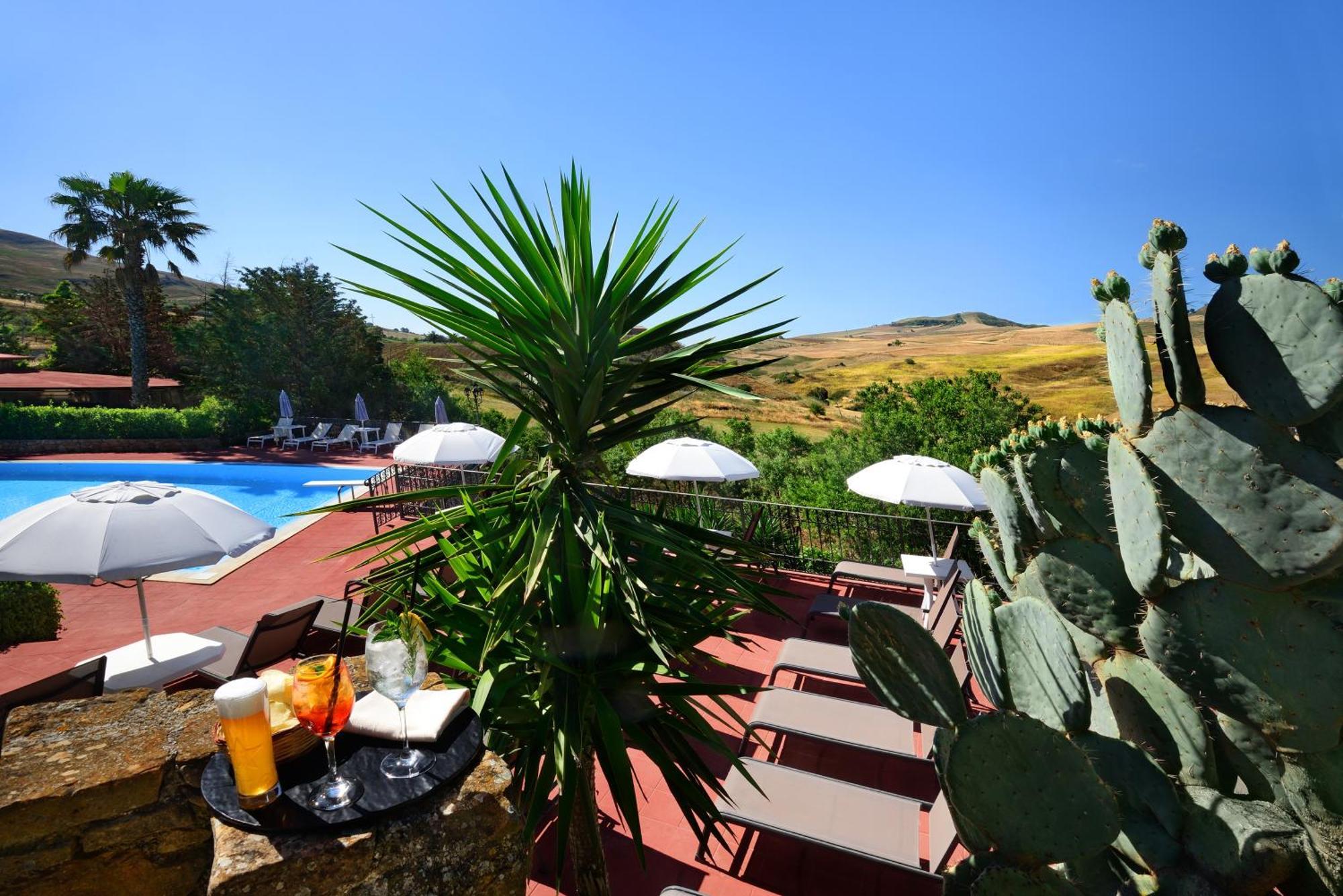 Villa Dafne Alia Exterior photo