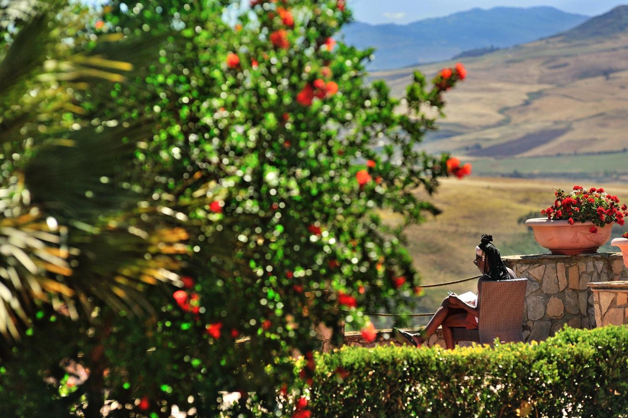 Villa Dafne Alia Exterior photo