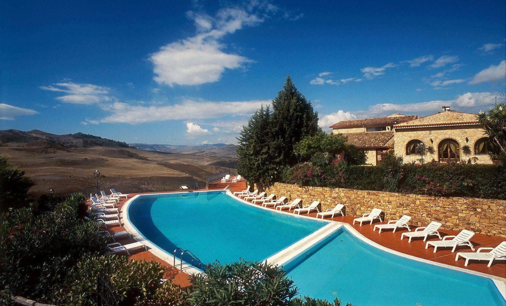 Villa Dafne Alia Exterior photo